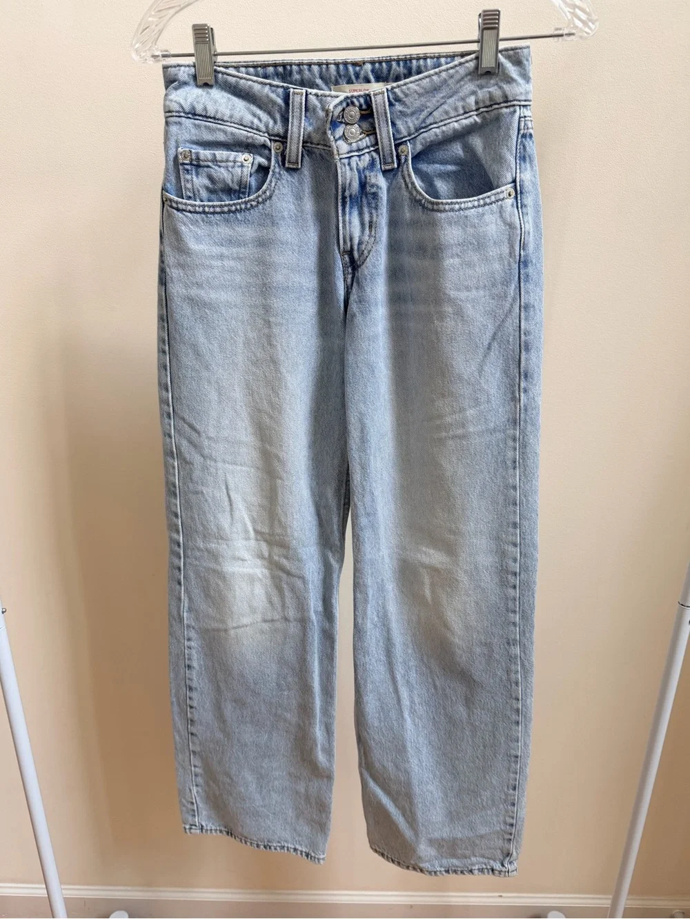 Levi's Superlow loose-fit jeans light wash denim low-rise Sz 24 women's